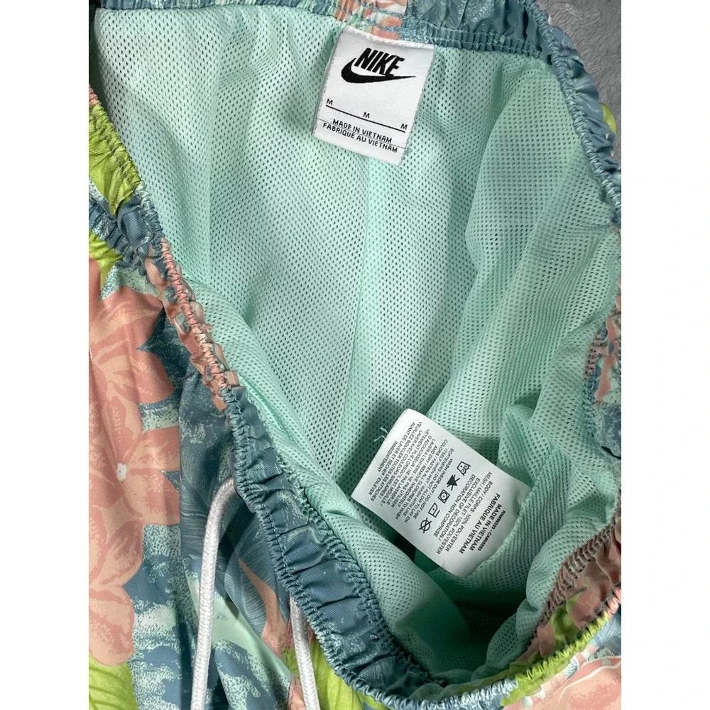 Nike Sportswear Mens Floral Tropical Swim Shorts Blue Pink Green Size M 3356